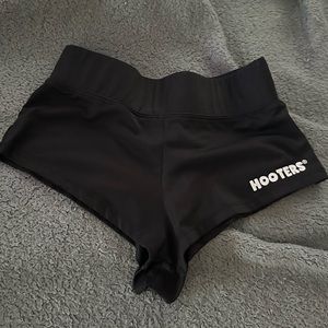 Hooters girl NEW shorts in black XXS